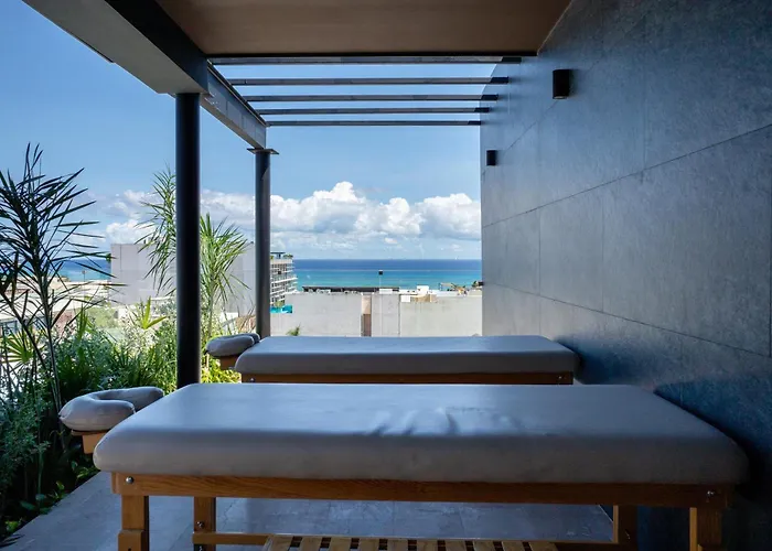 Menesse Coco 104 * Playa del Carmen
